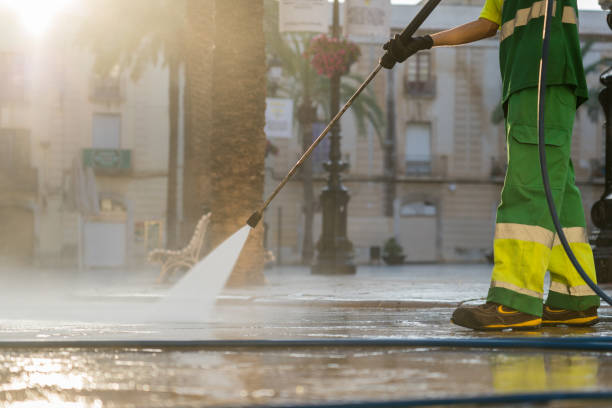 Best Driveway Pressure Washing  in Lakeside, MT